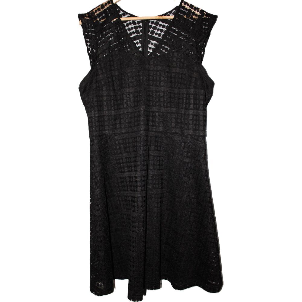 NWOT Womens Nine West Black Lace Semi Sheer V-Neck Sleeveless Midi Dress Size 16